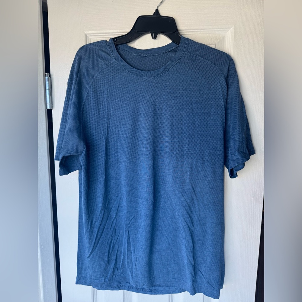 Men’s lululemon metal vent tee